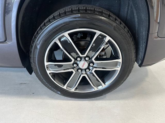 Certified 2017 GMC Acadia Denali w/ Technology Package AWD/4WD image 42