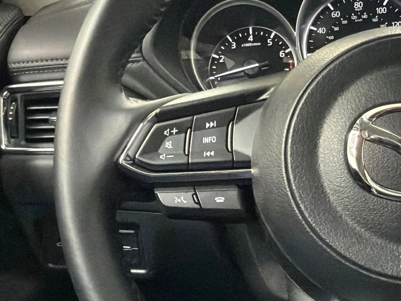 Certified 2025 MAZDA CX-5 AWD 2.5 S w/ Preferred Package image 22