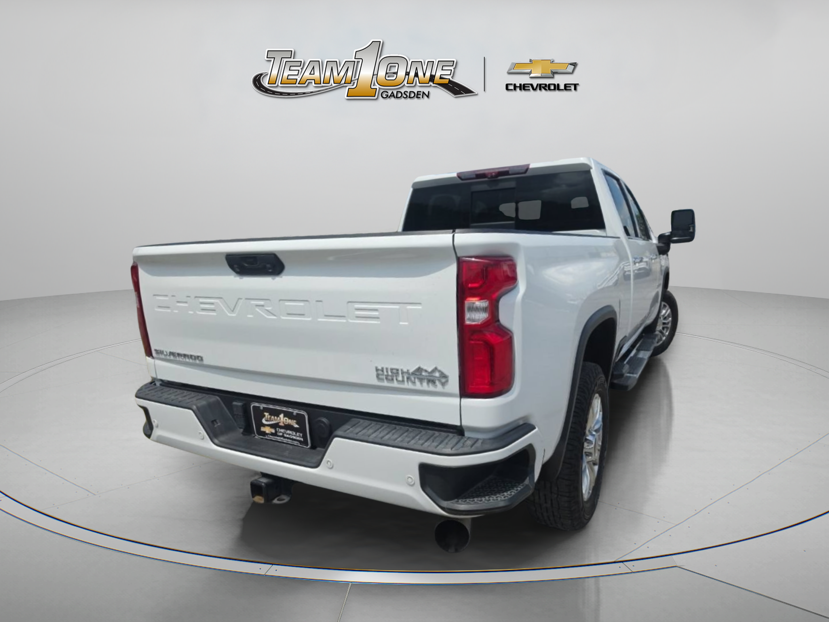 Used 2023 Chevrolet Silverado 2500 High Country w/ Z71 Off-Road Package AWD/4WD image 8