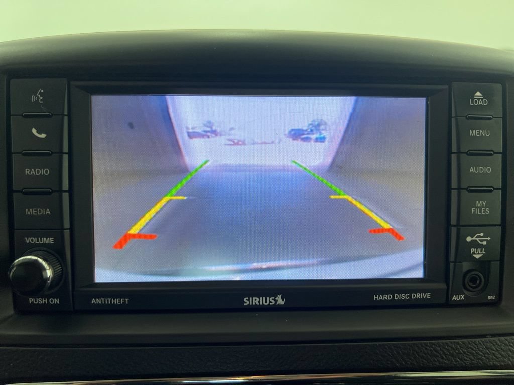 Used 2020 Dodge Grand Caravan SE w/ UConnect Hands-Free Group FWD image 12