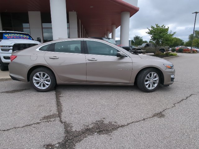 Used 2025 Chevrolet Malibu LT FWD image 30