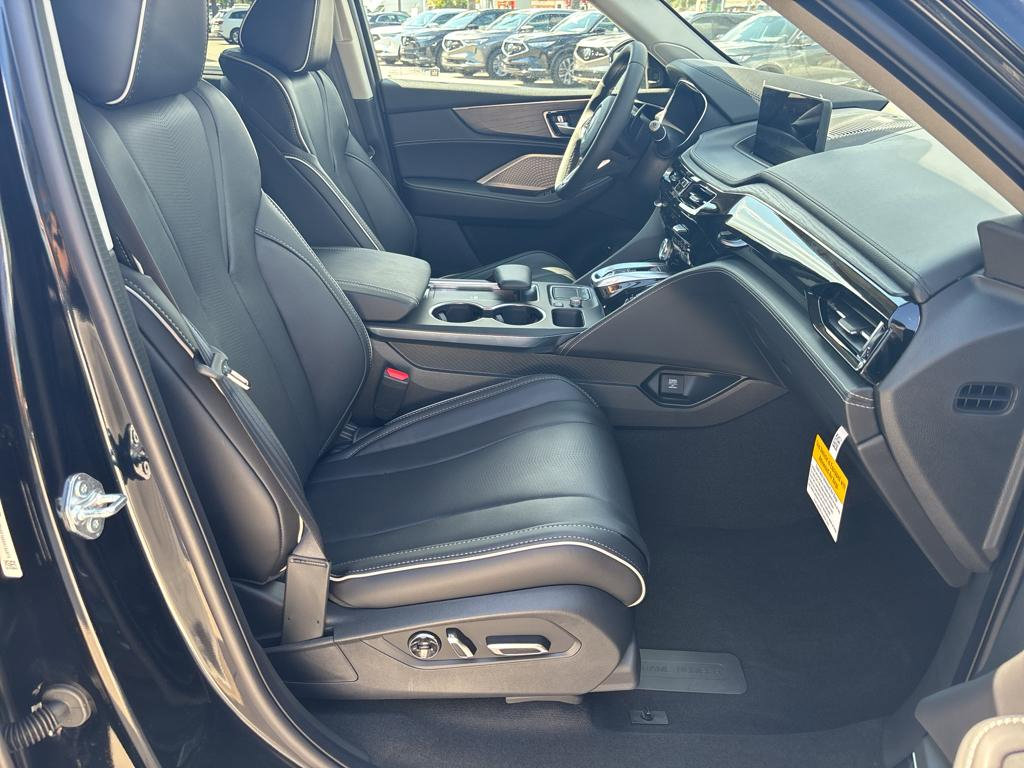 Certified 2023 Acura MDX SH-AWD w/ Advance Package image 16