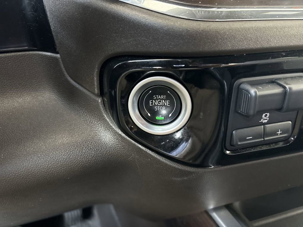 Certified 2024 GMC Sierra 2500 SLT w/ SLT Premium Package image 17