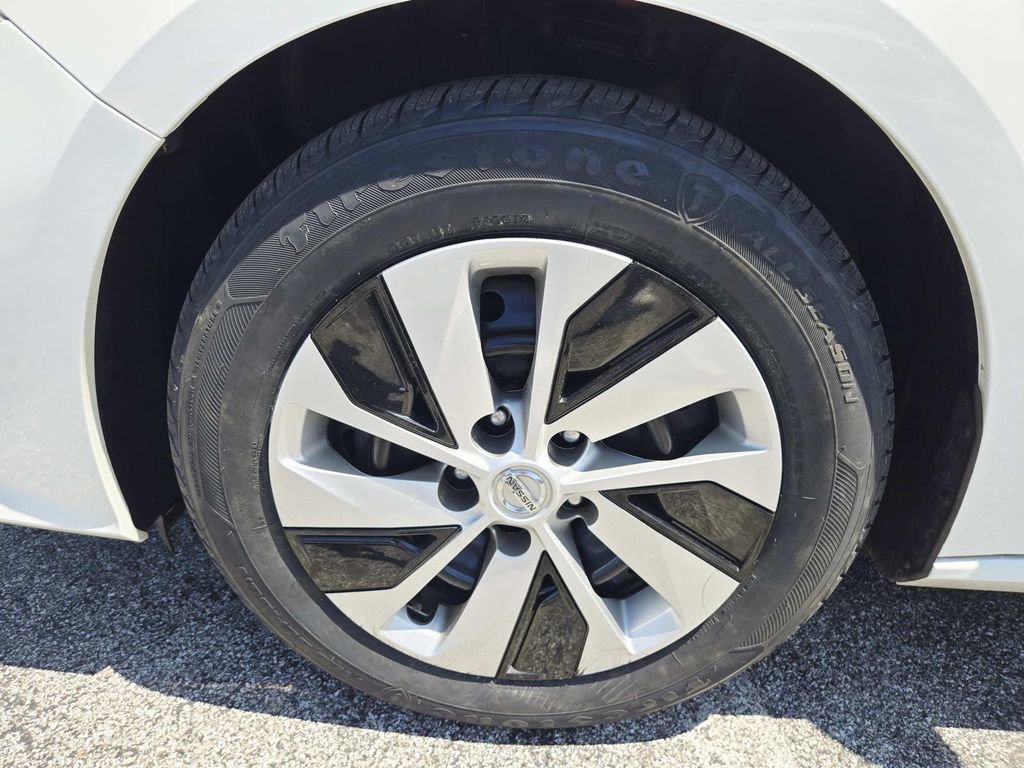 Used 2022 Nissan Altima 2.5 S FWD image 17