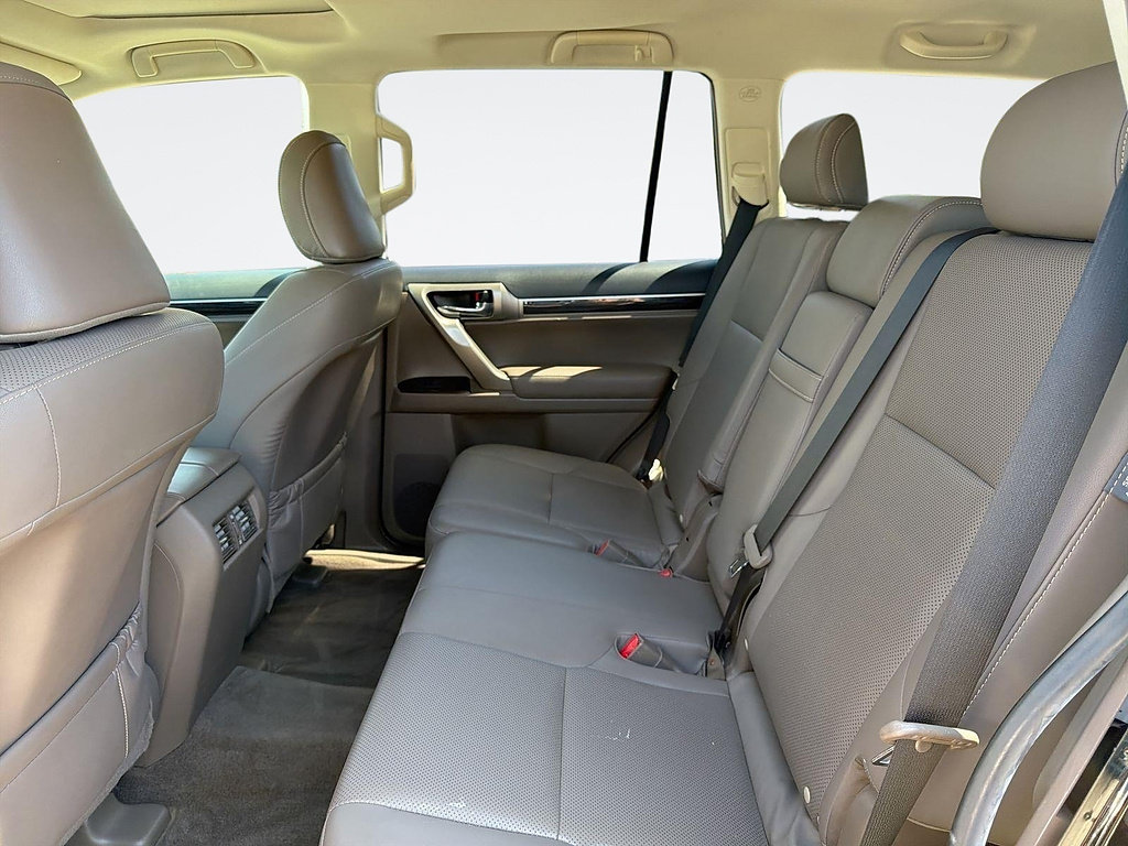 Used 2017 Lexus GX 460 AWD/4WD image 26