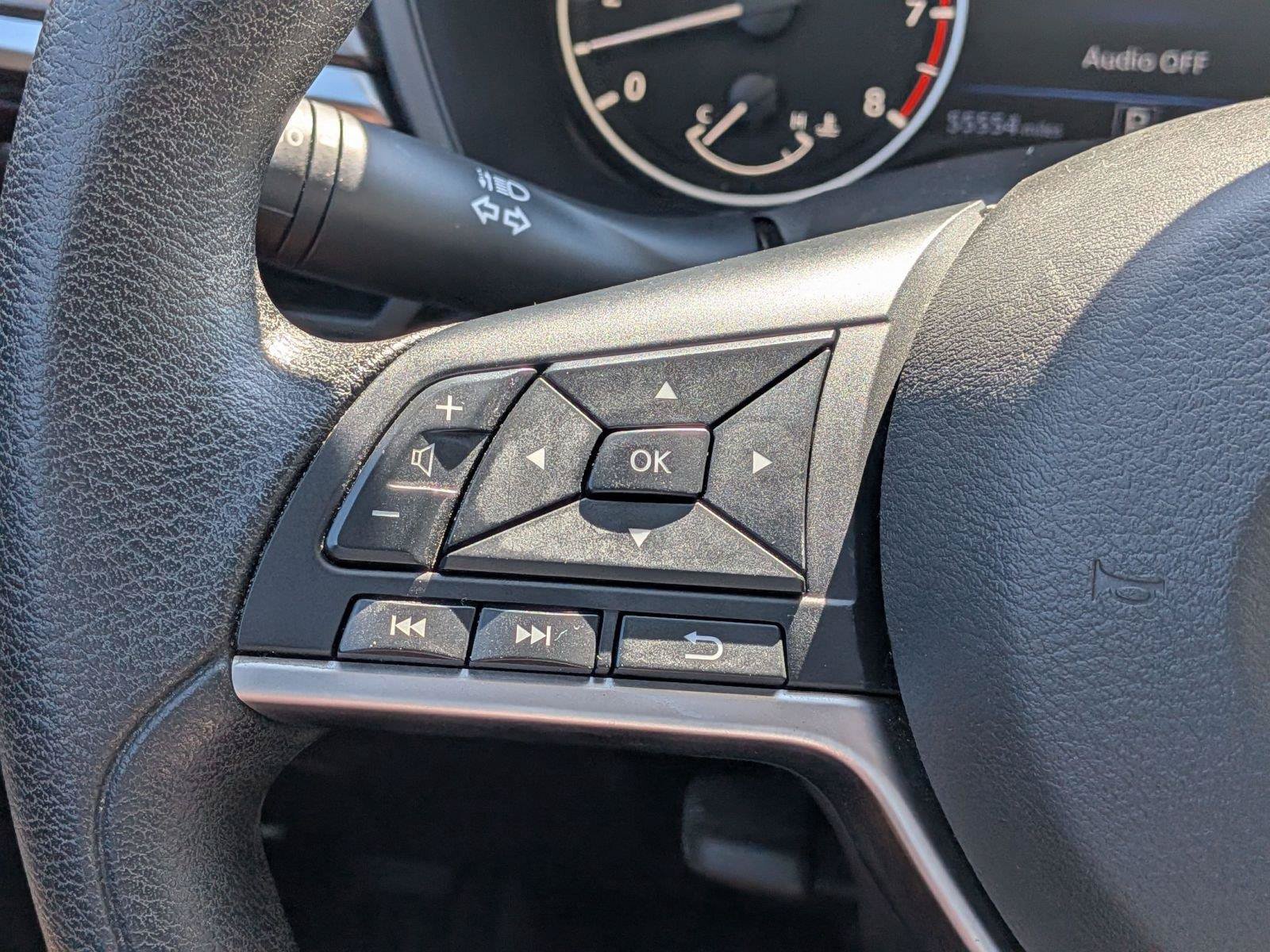 Used 2023 Nissan Altima 2.5 SV FWD image 19