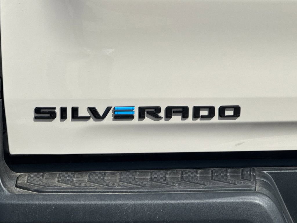 New 2026 Chevrolet Silverado EV Trail Boss w/ Premium Package AWD/4WD image 24