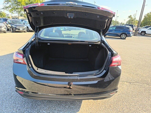 Used 2020 Chevrolet Malibu LT image 14