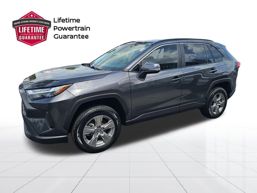 Used 2025 Toyota RAV4 XLE AWD/4WD video 1