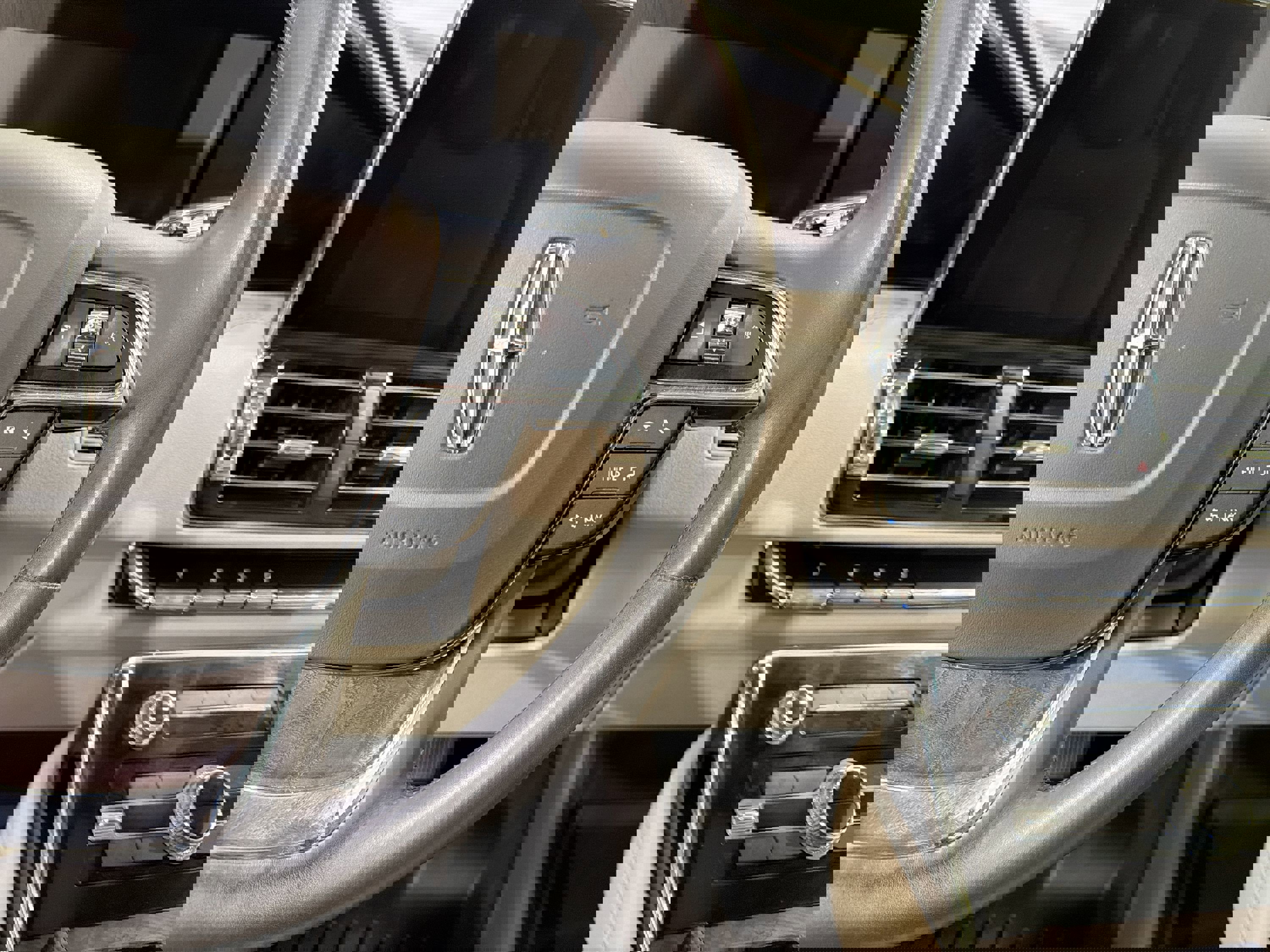 Used 2021 Lincoln Navigator L Reserve w/ Luxury Package image 15