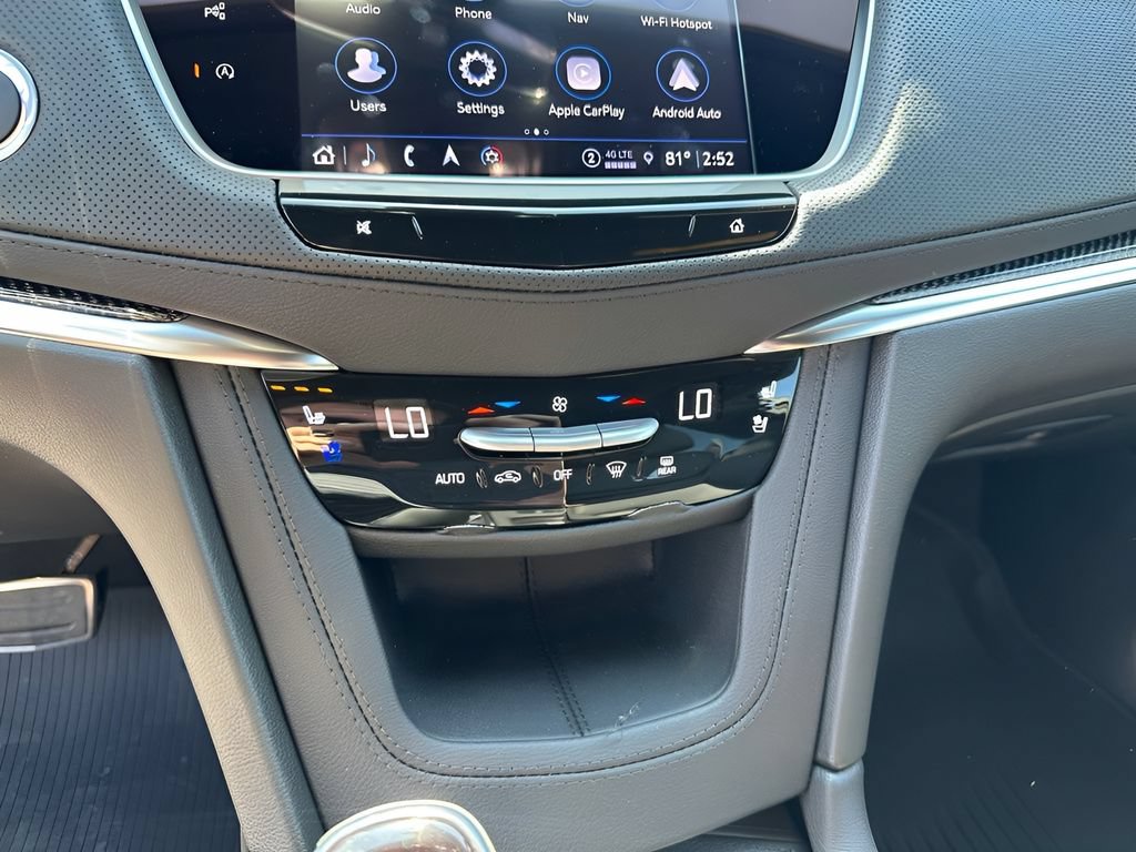 New 2026 Cadillac XT5 Sportv w/ LPO, Onyx Lite Package AWD/4WD image 37
