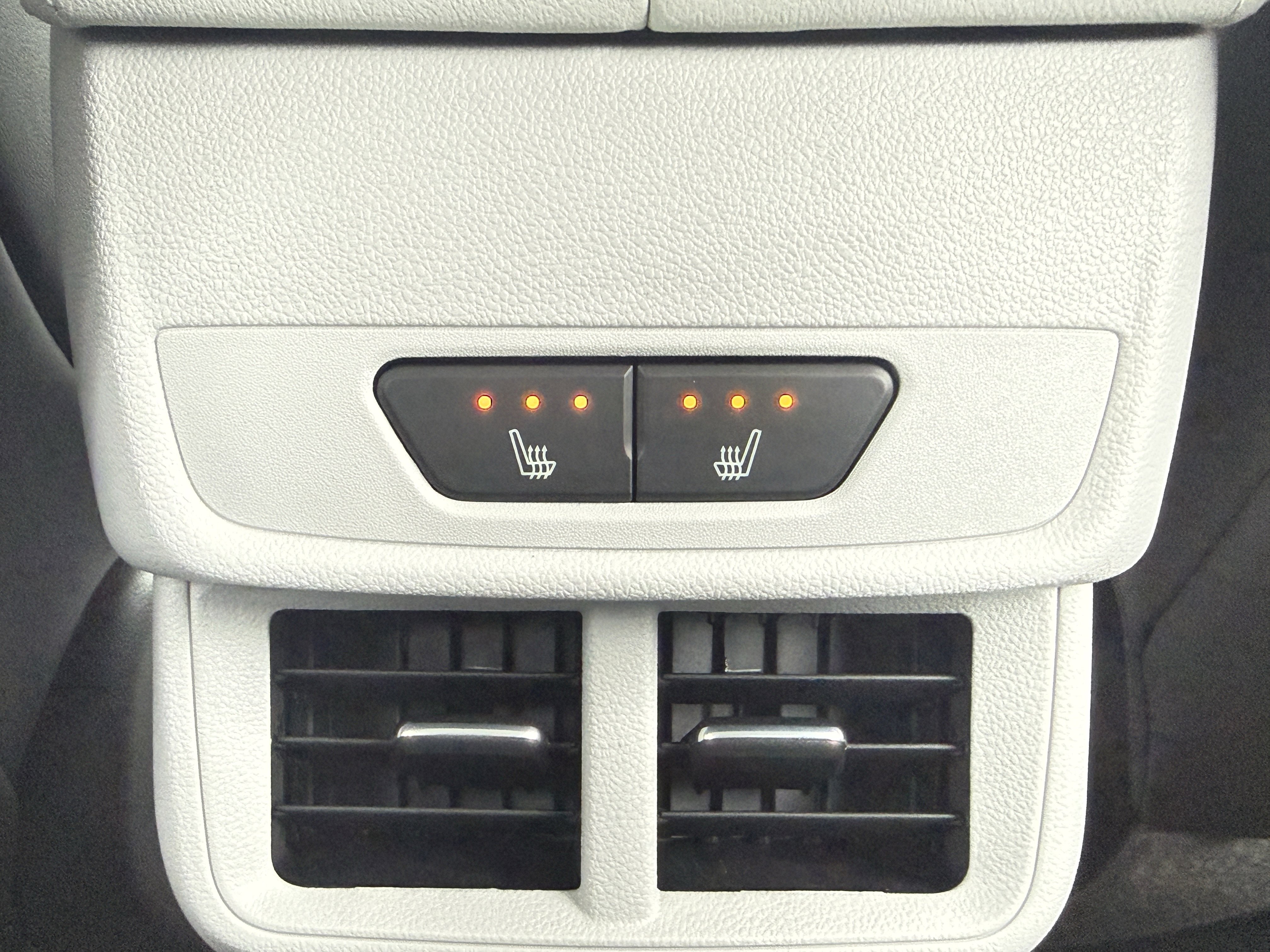 New 2026 GMC Terrain Denali w/ LPO, Floor Liner Package image 17