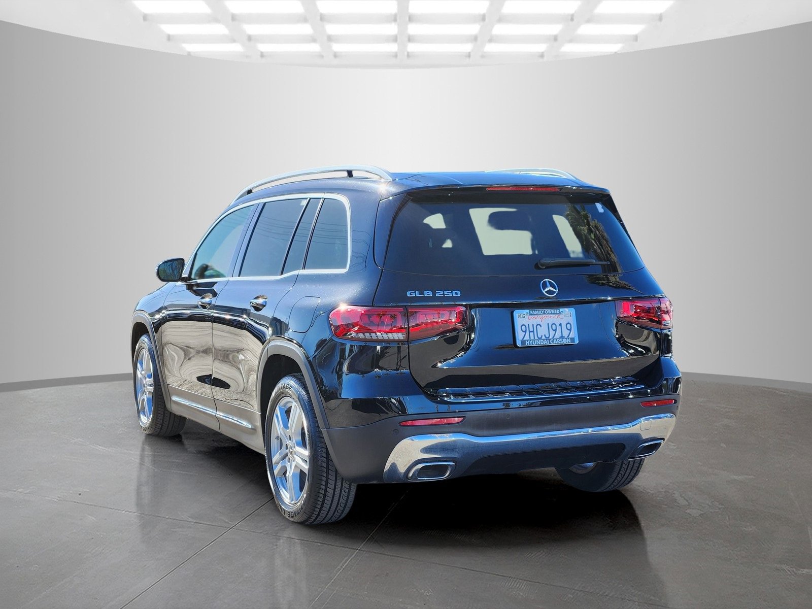 Used 2023 Mercedes-Benz GLB 250 image 9