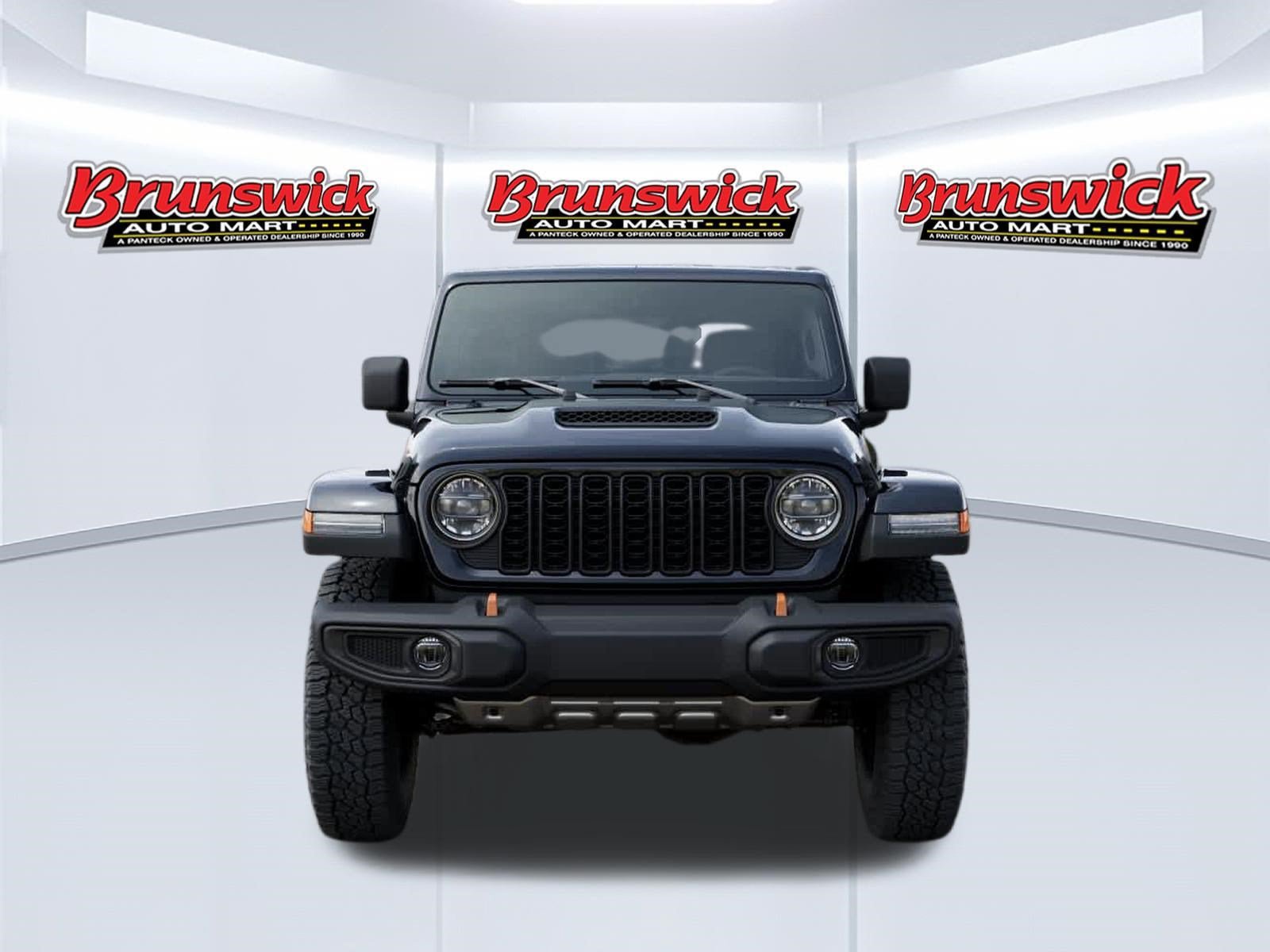 New 2026 Jeep Gladiator Mojave w/ Safety Group AWD/4WD image 6