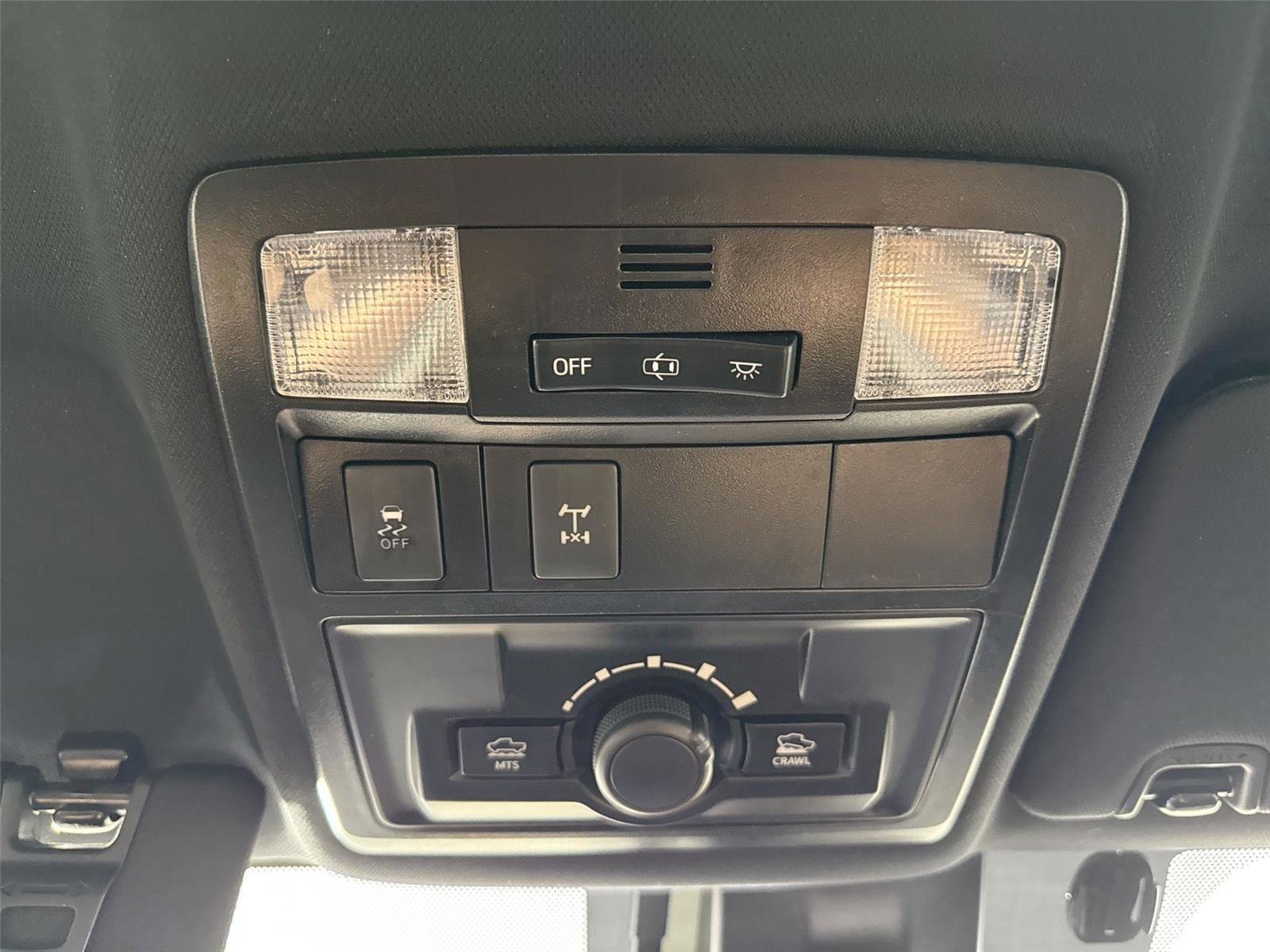 Used 2019 Toyota Tacoma TRD Off-Road image 6