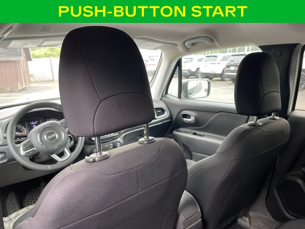 Used 2023 Jeep Renegade Latitude AWD/4WD image 14