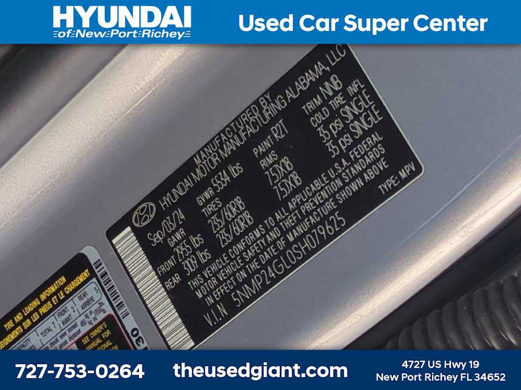 Used 2025 Hyundai Santa Fe SEL FWD image 35