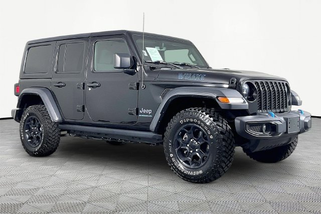 Used 2023 Jeep Wrangler Unlimited w/ 8.4" Radio Group AWD/4WD image 3