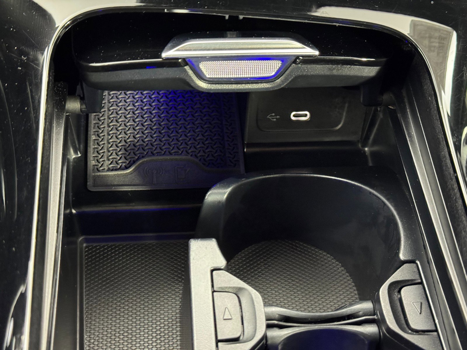 Used 2024 Mercedes-Benz C 43 AMG 4MATIC Sedan image 37