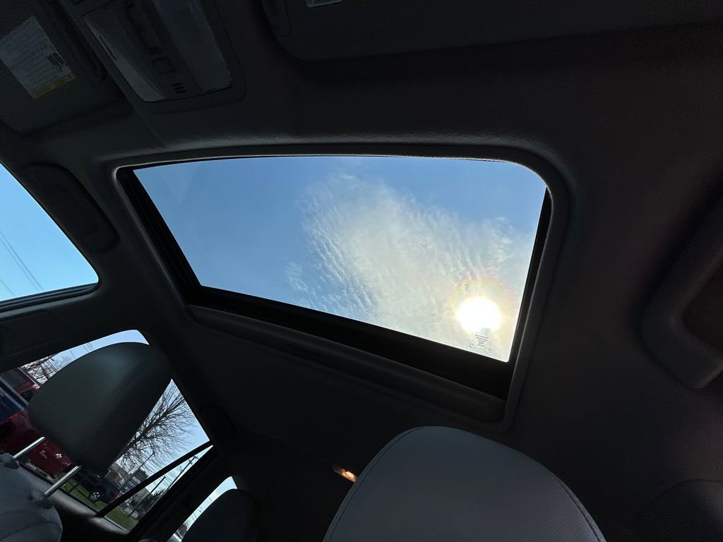 Used 2012 Toyota RAV4 Limited w/ Premium Plus Value Pkg AWD/4WD image 11