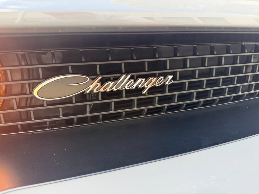 Used 2023 Dodge Challenger R/T Scat Pack RWD image 5