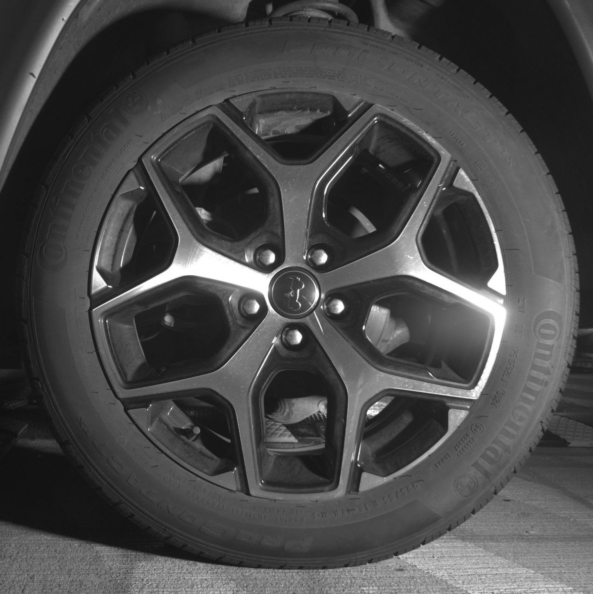 Used 2025 Jeep Compass Limited image 14