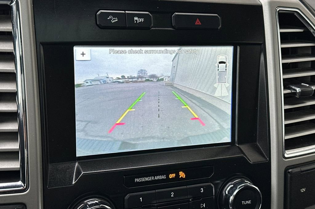 Used 2016 Ford F150 Lariat w/ FX4 Off-Road Package image 20