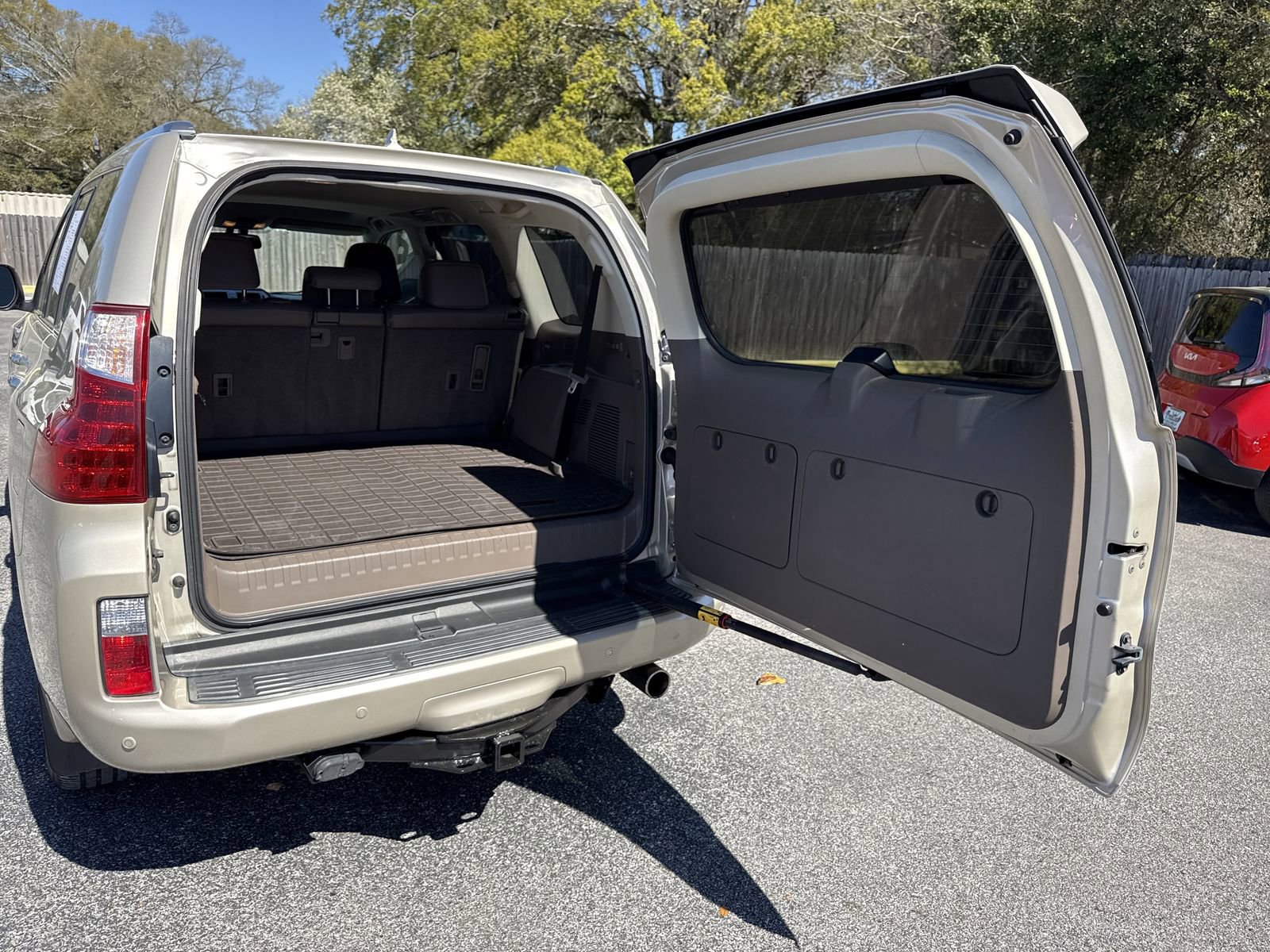 Used 2010 Lexus GX 460 image 35