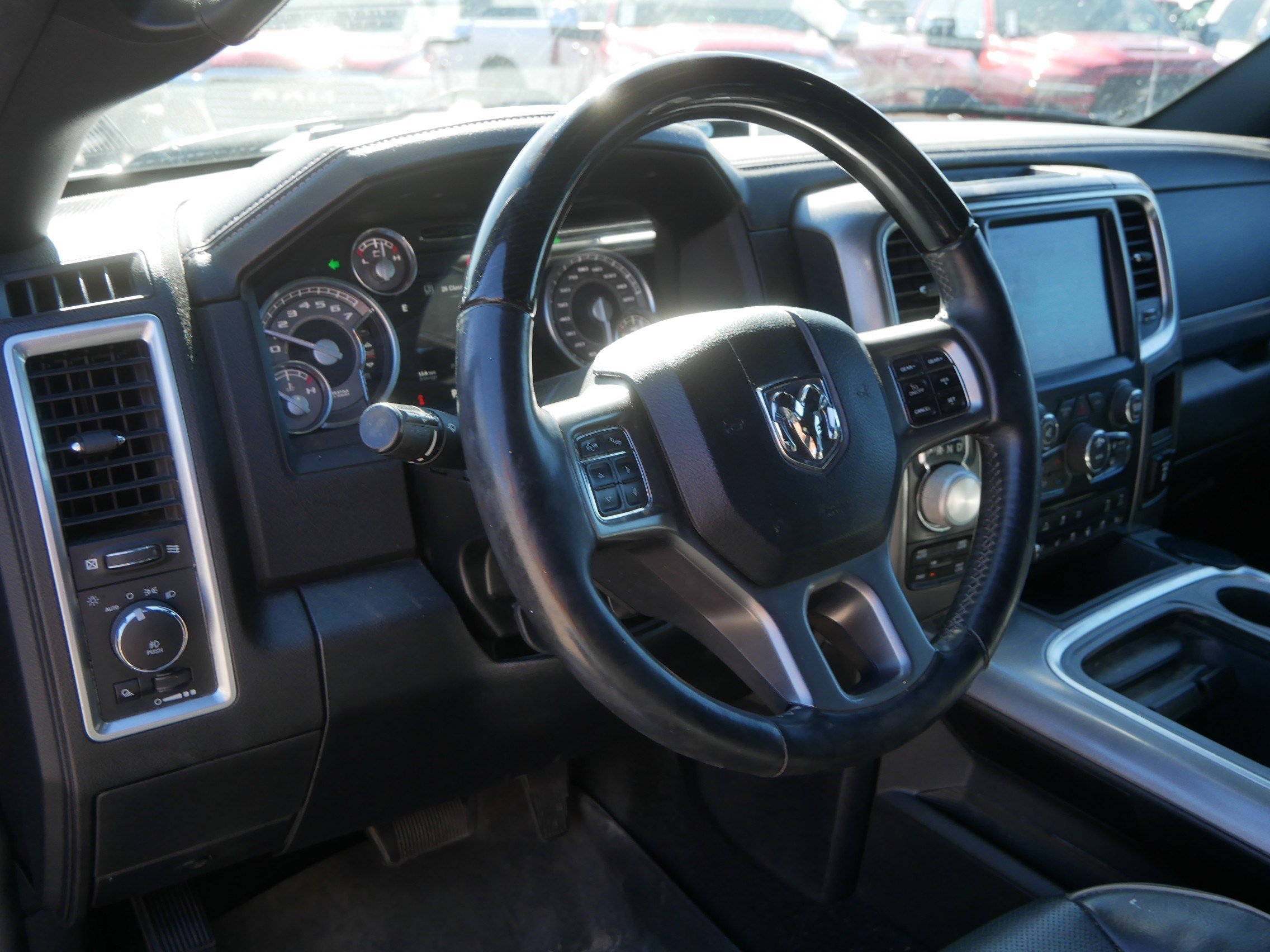 Used 2017 RAM 1500 Limited AWD/4WD image 19