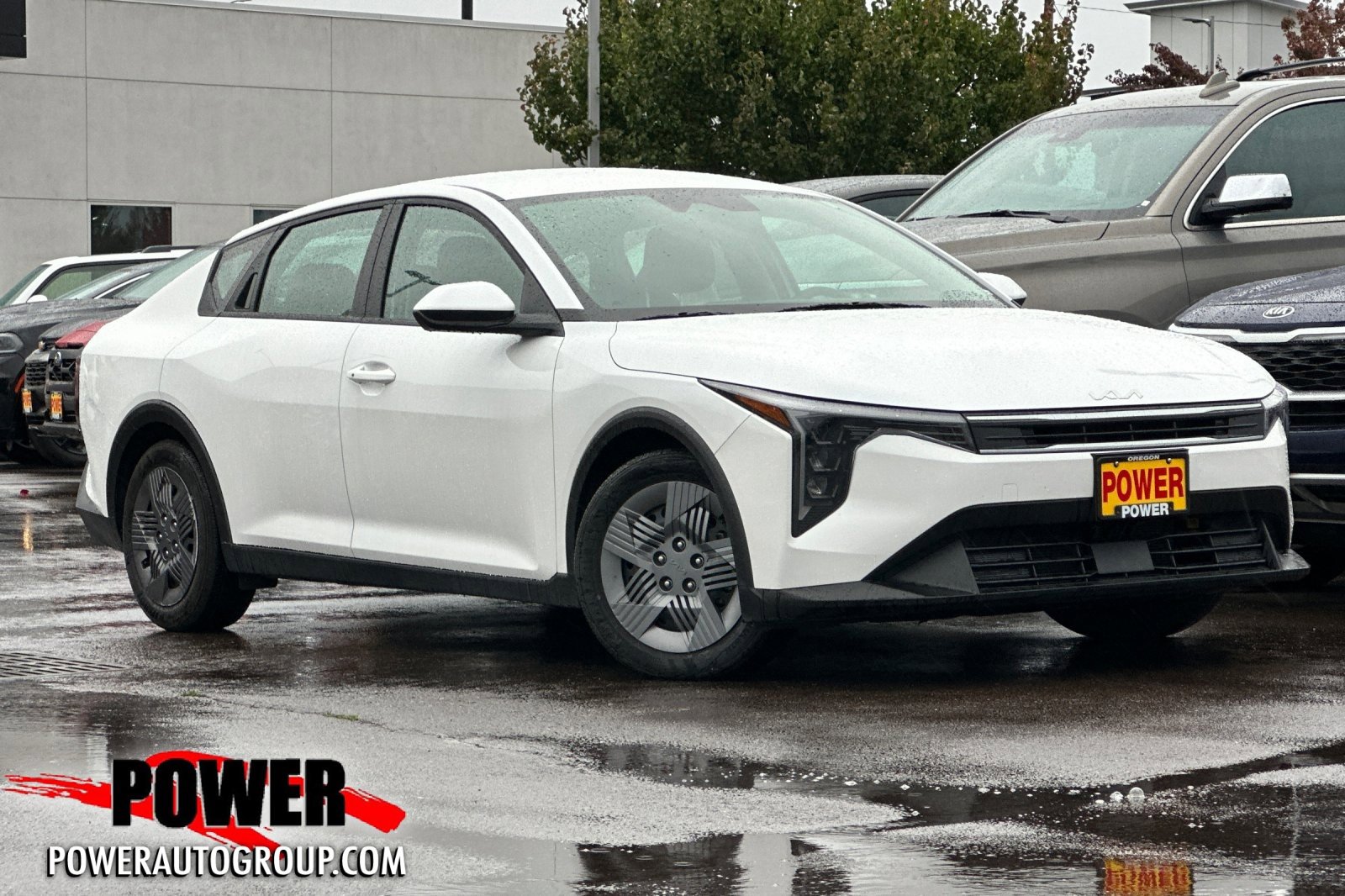 Certified 2025 Kia K4 LX image 1