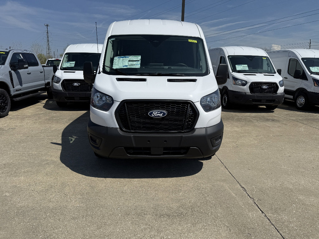 New 2026 Ford Transit 250 148 Medium Roof w/ Load Area Protection Package RWD image 2