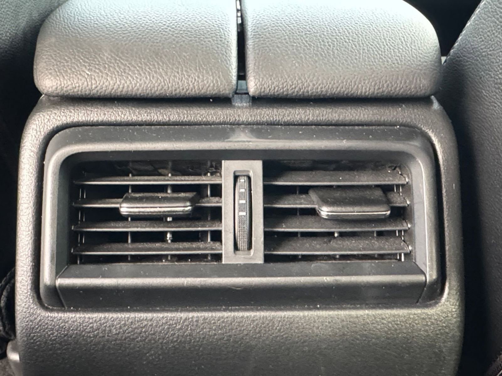 Used 2025 MAZDA CX-50 AWD 2.5 S w/ Preferred Package image 24