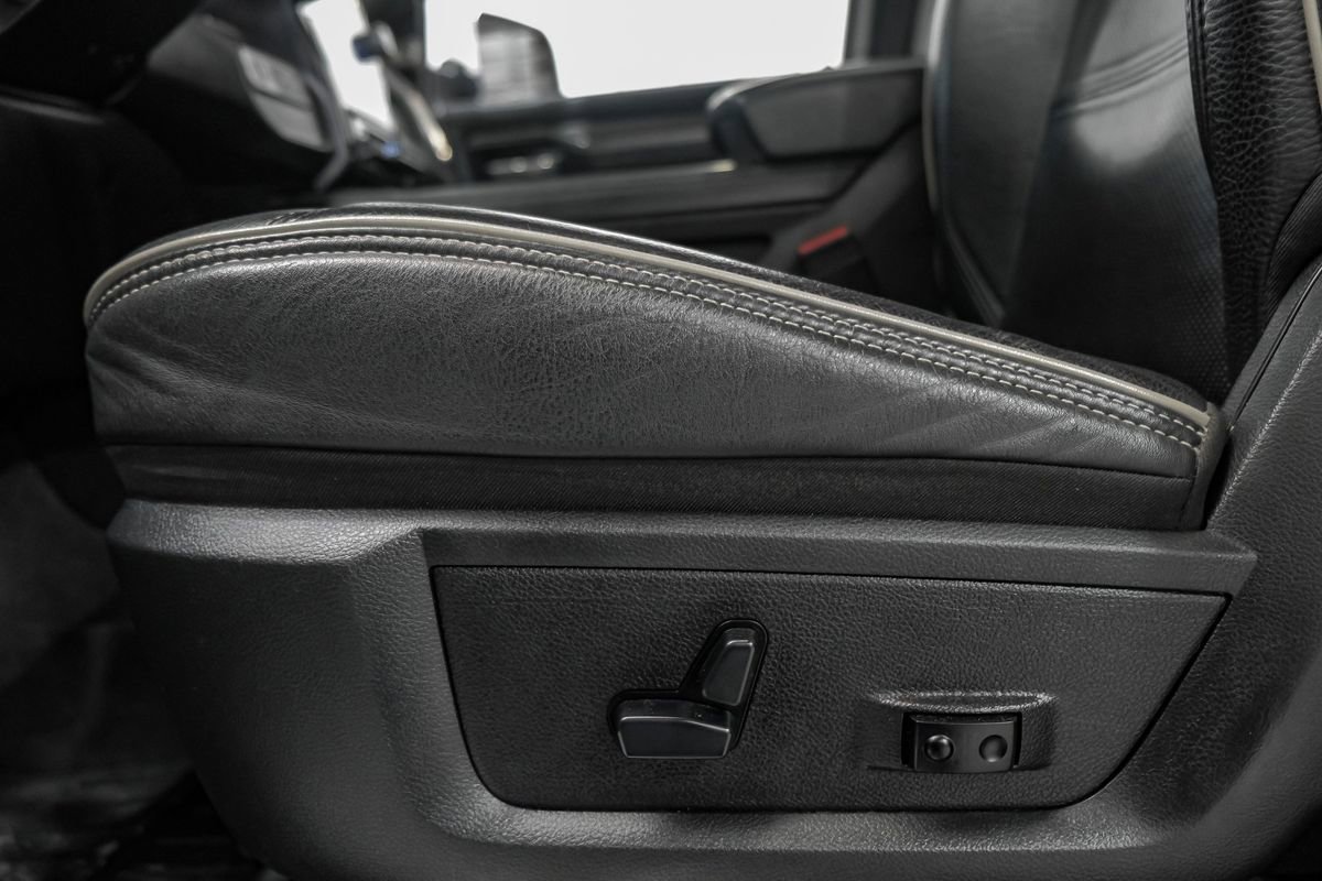 Used 2020 RAM 3500 Limited image 33