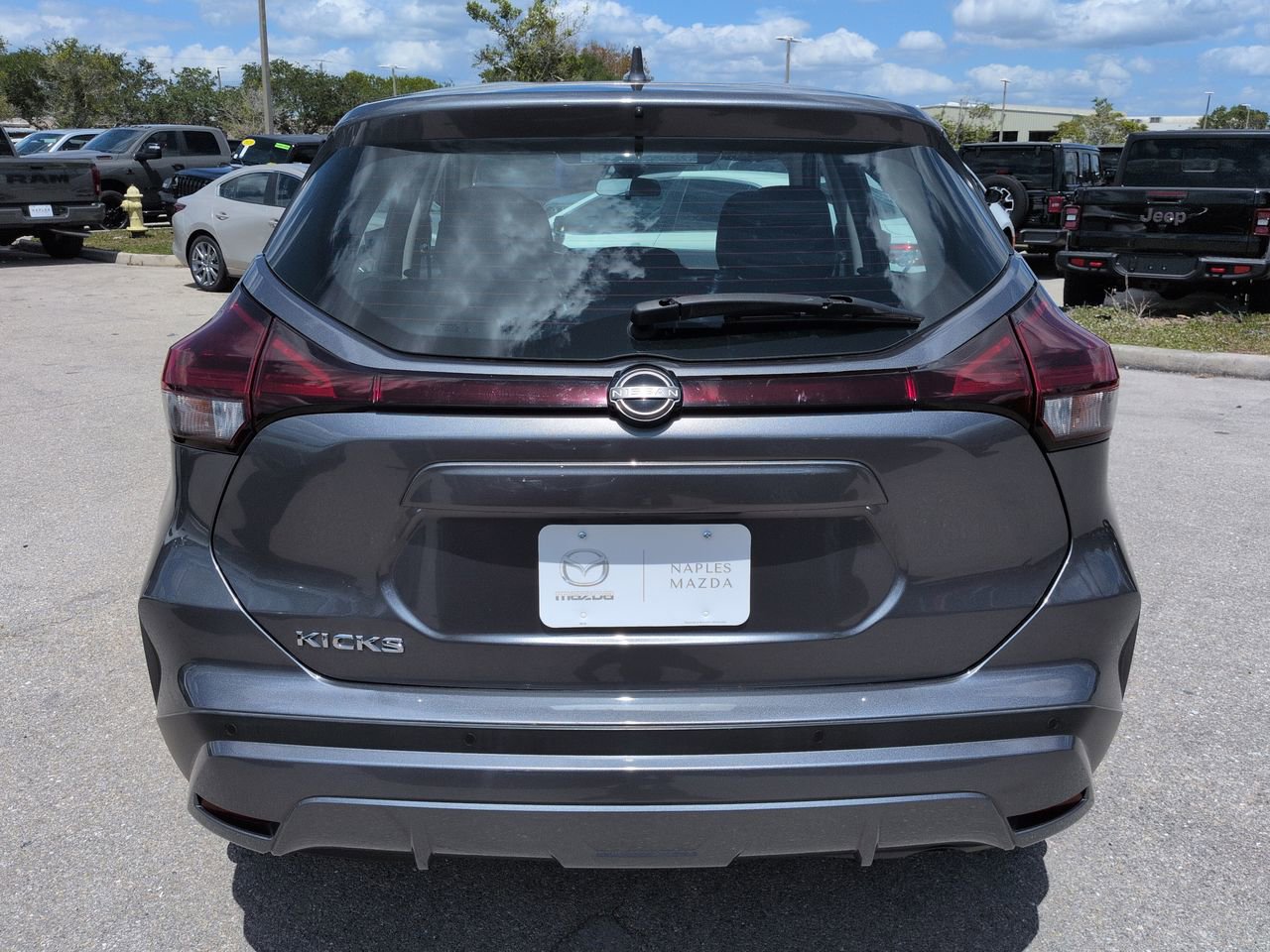 Used 2023 Nissan Kicks S FWD image 6