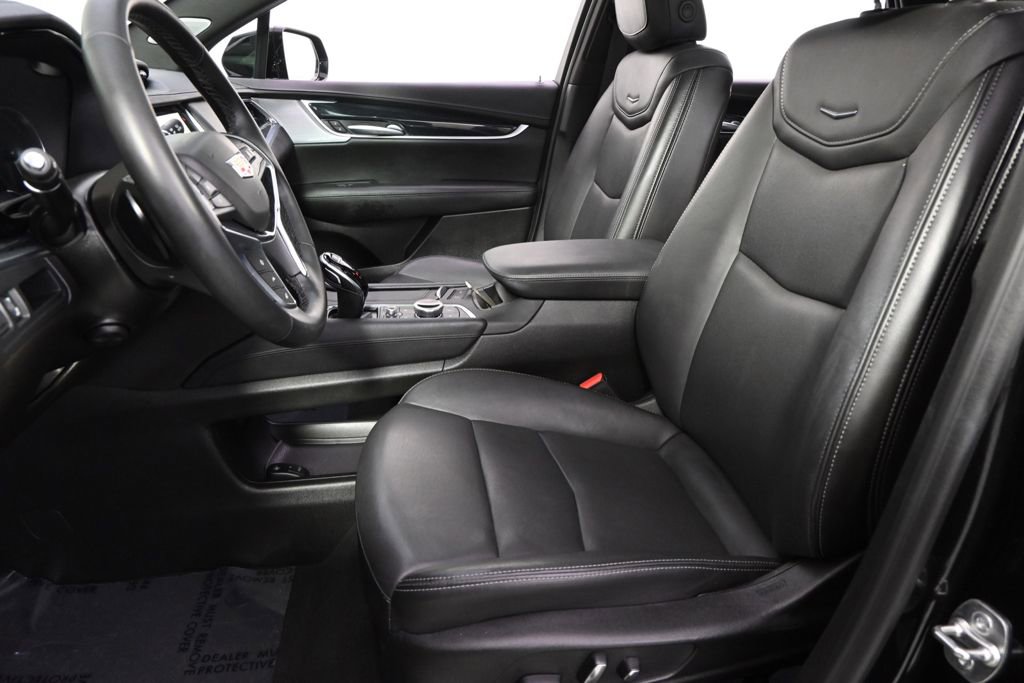 New 2025 Cadillac XT5 Premium Luxury w/ Technology Package AWD/4WD image 13