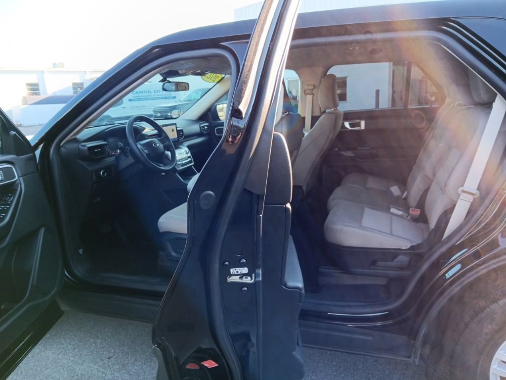 Used 2023 Ford Explorer 4WD image 10