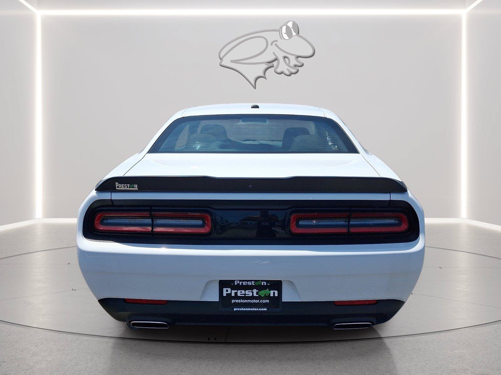 Used 2023 Dodge Challenger SXT w/ Blacktop Package RWD image 4
