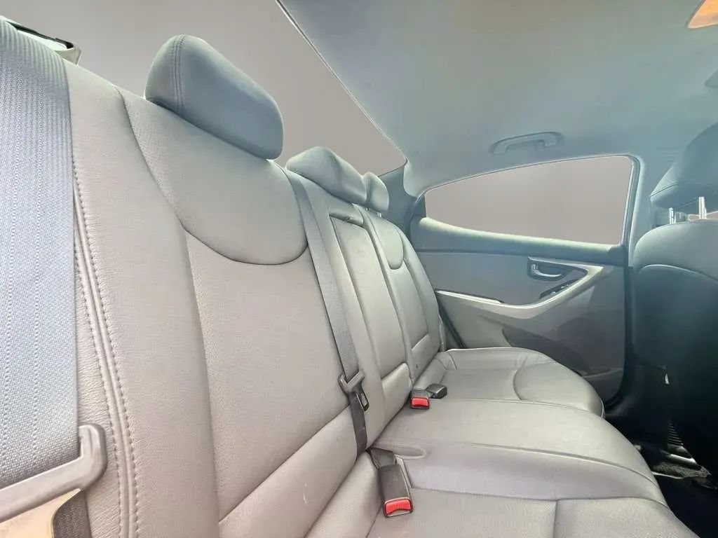 Used 2012 Hyundai Elantra Limited FWD image 15