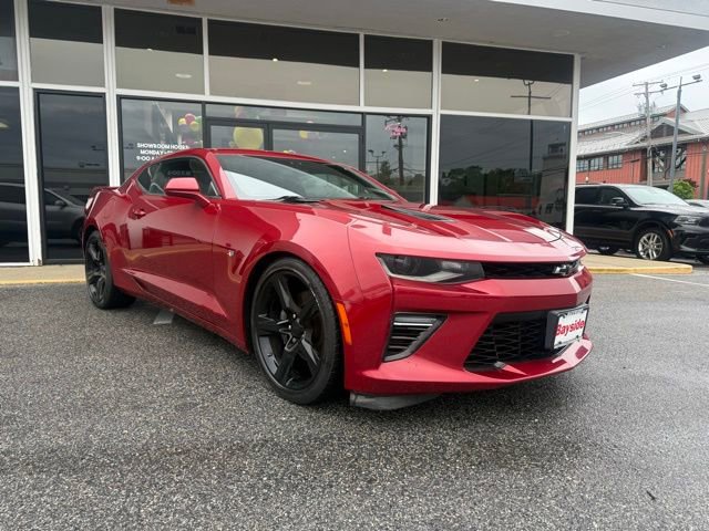 Used 2018 Chevrolet Camaro SS RWD image 2