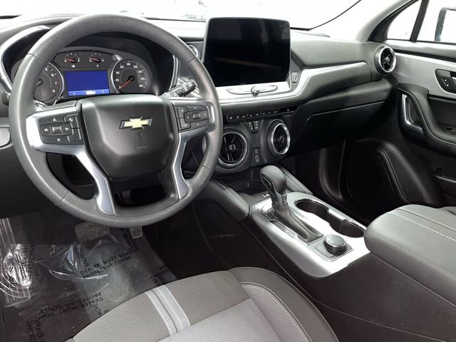 Certified 2023 Chevrolet Blazer LT w/ Convenience Package image 18