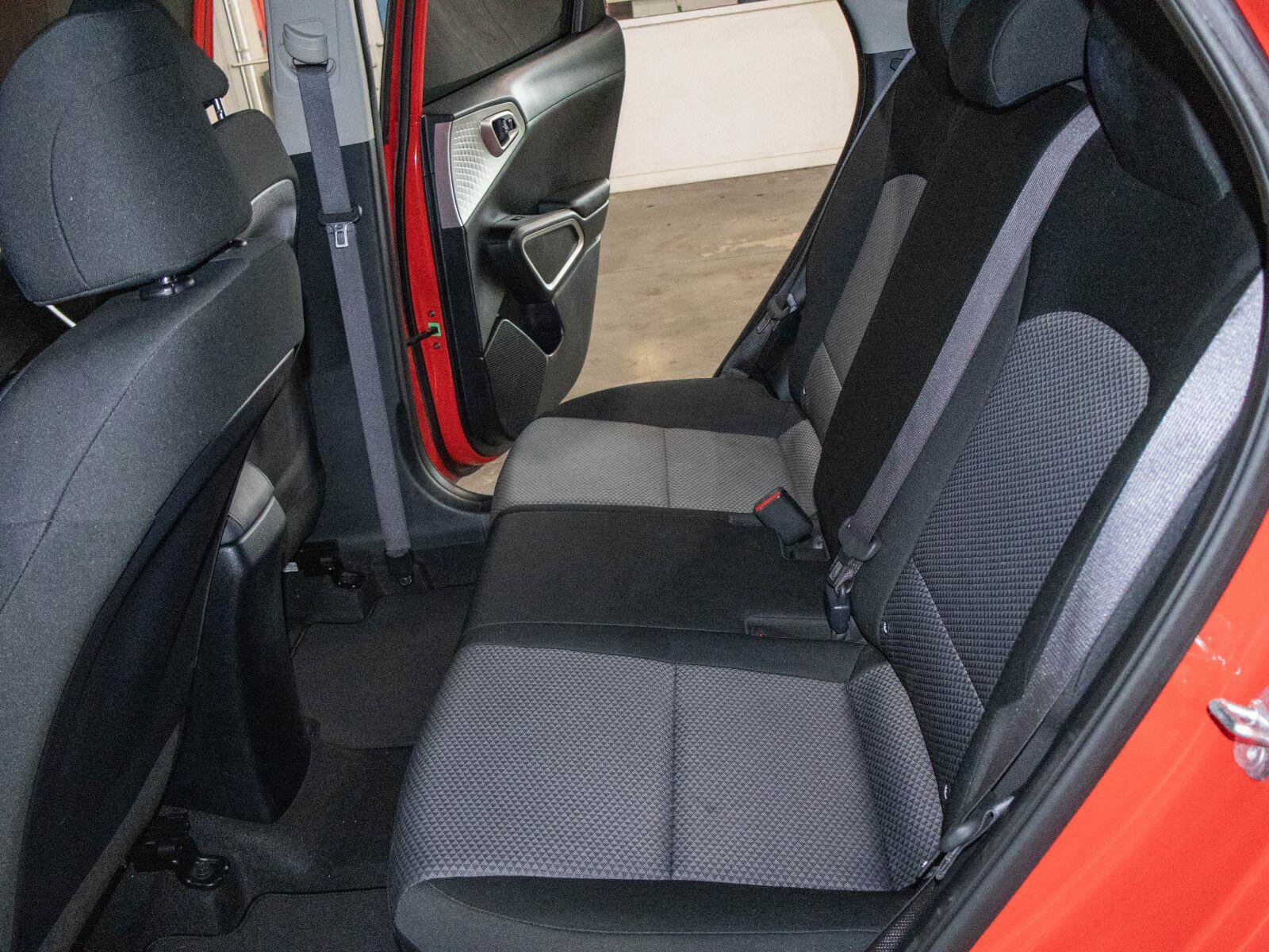 Used 2023 Kia Soul LX w/ Option Group 015 FWD image 13