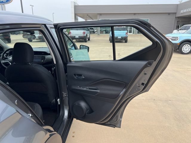 Used 2024 Nissan Kicks SV FWD image 19