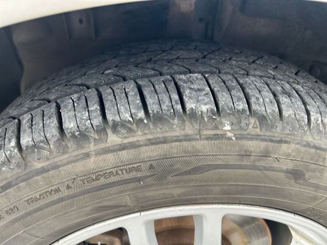 Used 2011 Ford Fusion S image 25