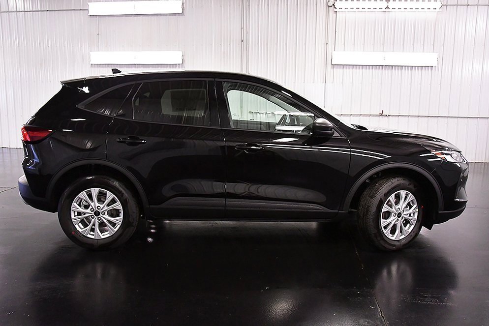 New 2025 Ford Escape Active w/ Cold Weather Package image 8