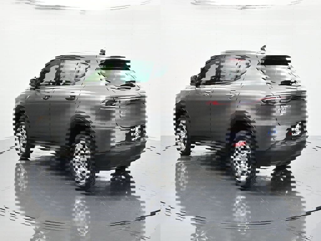 New 2024 Dodge Hornet GT image 7