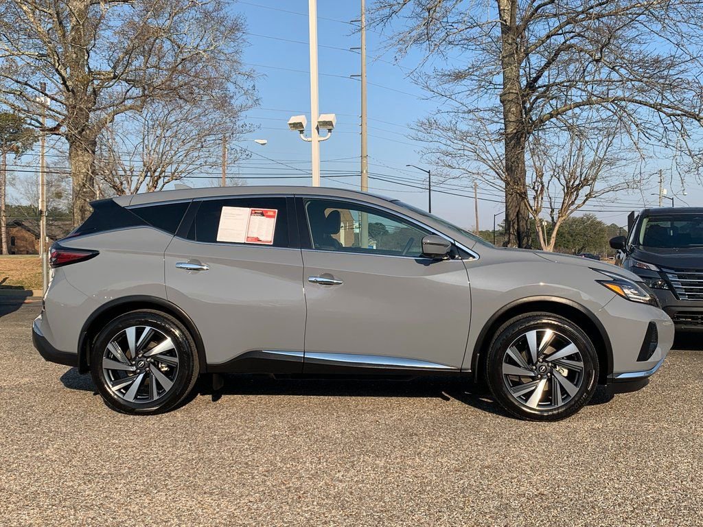 Used 2024 Nissan Murano SL image 2