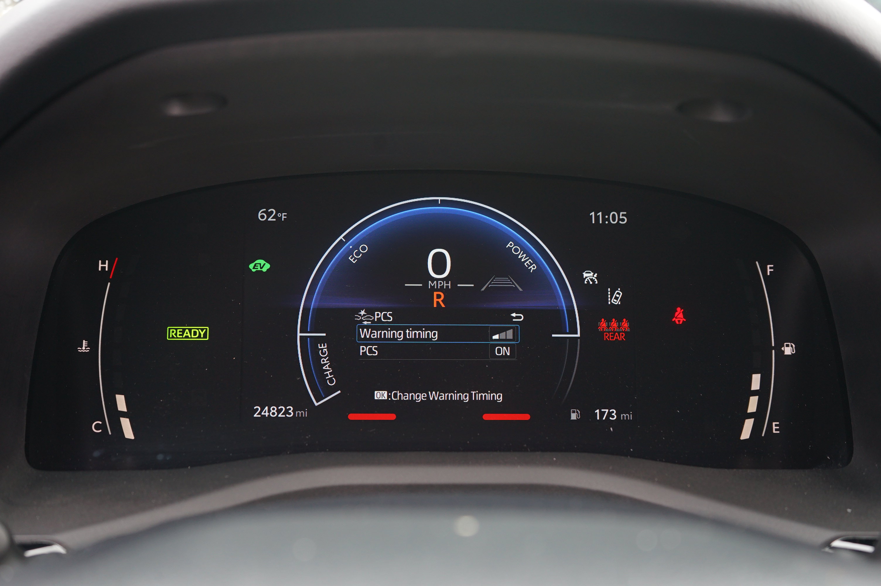 Used 2025 Toyota Camry LE FWD image 30