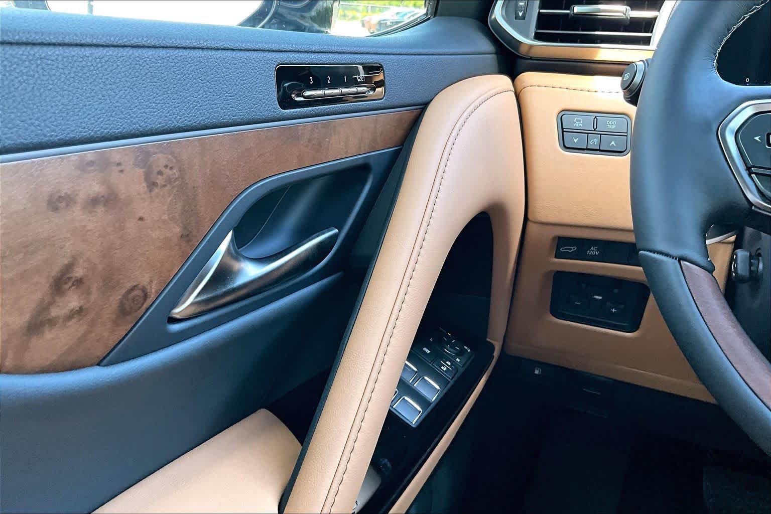 New 2026 Lexus LX 700h Luxury AWD/4WD image 20