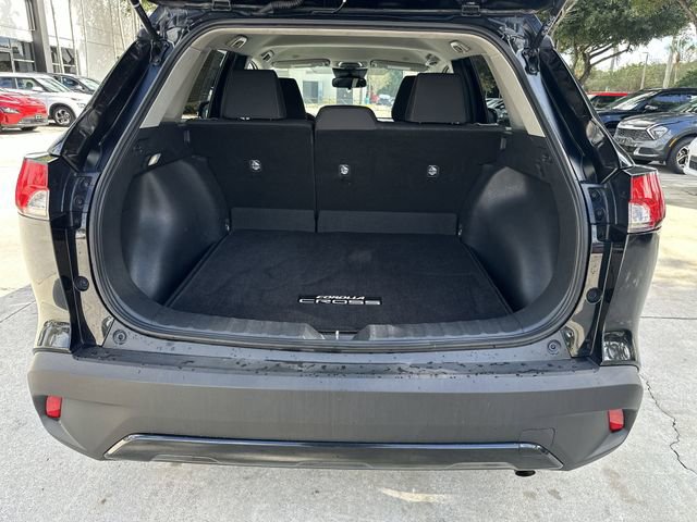 Used 2024 Toyota Corolla Cross LE image 22