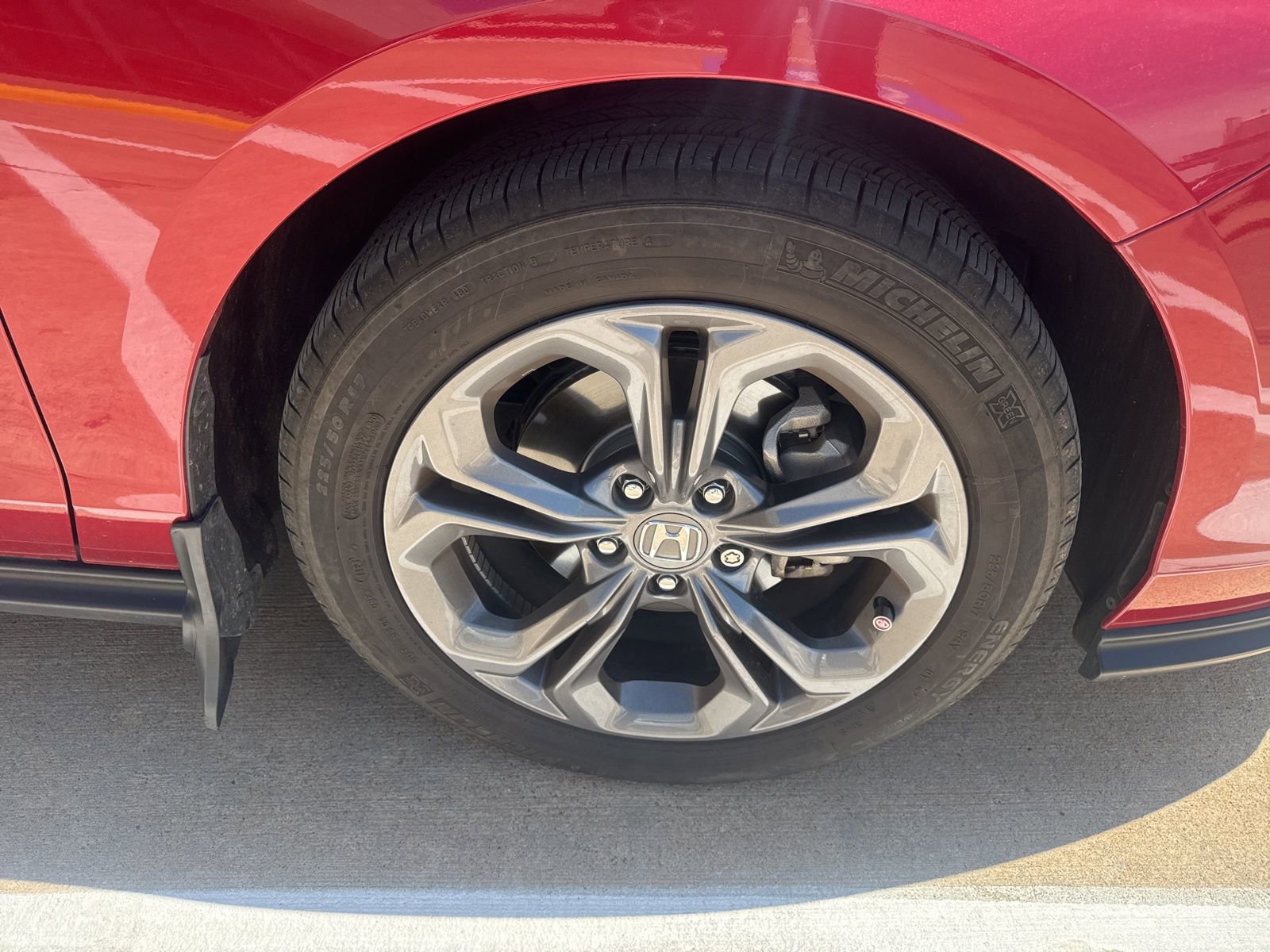 Used 2023 Honda Accord EX image 10